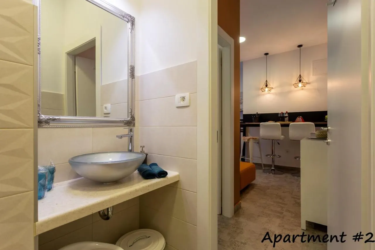 公寓 Place4U#2⋆New⋆Central Location⋆Parking⋆Awesome 普拉
